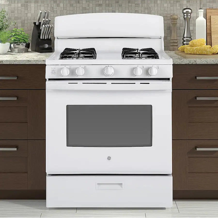 GE - 30" Free-Standing Gas Range - JGBS30DEKWW