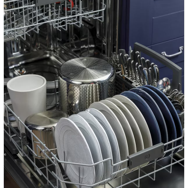 GE ENERGY STAR Top Control with Plastic Interior Dishwasher with Sanitize Cycle & Dry Boost - GDT550PYRFS