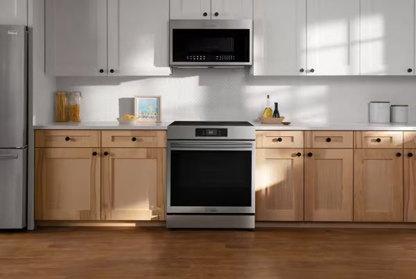 Frigidaire - 30" Freestanding Induction Range with Total Convection - GCRI3060BF