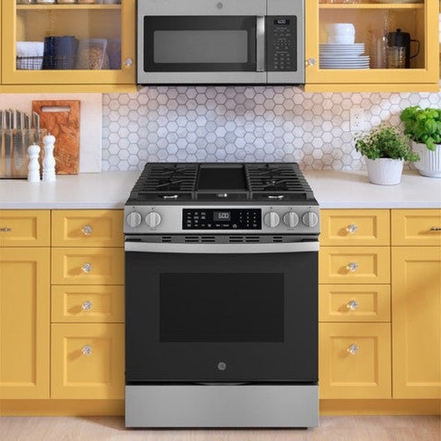 GE® 30" Slide-In Front-Control Convection Gas Range with No Preheat Air Fry and EasyWash™ Oven Tray - GGS600AVFS