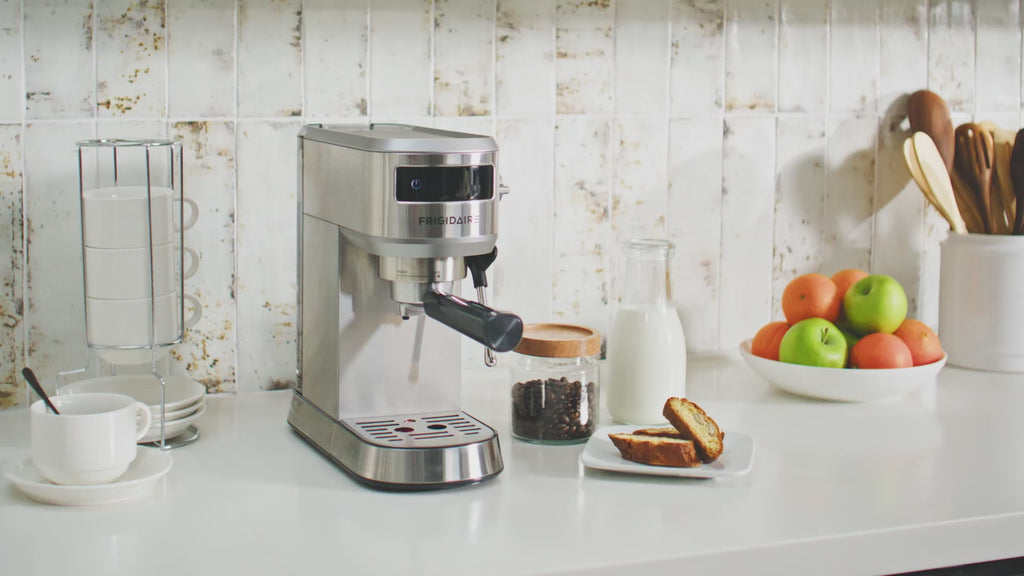 Frigidaire Espresso Maker – FREM100SS