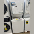 Frigidaire - Gas Washer/Dryer Laundry Center - 3.9 Cu. Ft Washer and 5.5 Cu. Ft. Dryer - FLCG7522AW